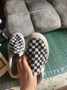 AUTHENTIC VANS SHOES
