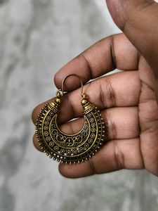 Gold Antique Earring