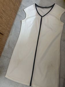 Black Tshrit&amp; A Korean Dress