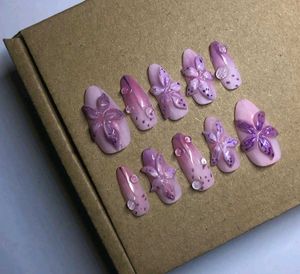 Lavender Flora Press On Nails