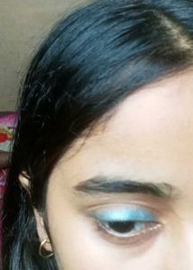 JUST HERBS Herbi-Wore Eyeshadow Lidsticks