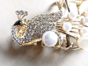Peacock Golden With Pearl Beads Metal Hair Claw