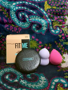 Maybelline Compact And Beauty Blender