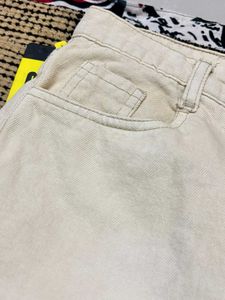 Women&#39;s Jeans