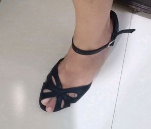 Black Heels (Euro-36)