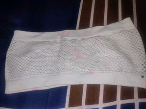Comfortable White Strapless Bra