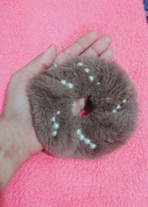 Soft And Pearl Scrunchy Rubber Band