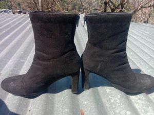 Ankle Boots 🥾(5.5-6)