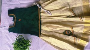 Onam SPL Bottle Green  Kerala Style Pattu Pavadai.