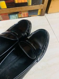 ZARA PATENT-FINISH LOAFERS