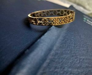 Anti Tarnish Floral Bangle Bracelet