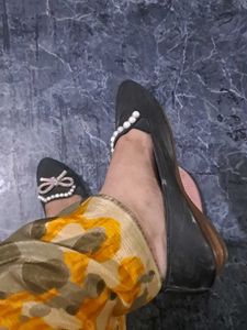 Three Set Of Footwears..slipper,belly And Sandal