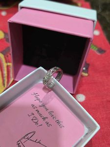 GIVA 925 SILVER ENGRAVED RING