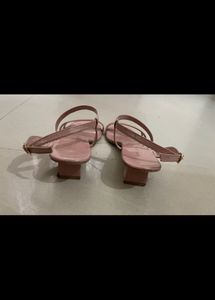 Block Heels 39”