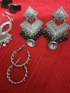 Earrings Set