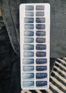 Glittery Press On Nails(24)!!