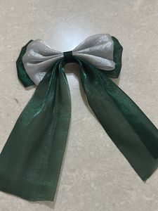 Elegant Green &amp; Silver Hair Bow