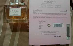 Miss Dior Cherie Perfume