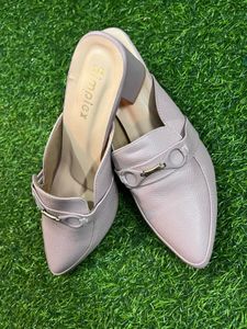 Stylish Mauve Mules
