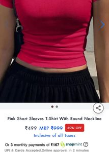 SSS viral Fitted Top