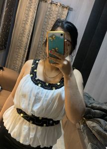 Elegant Black &amp; White Dress🖤🌻💕