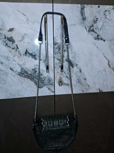 Zara Sling Bag 👜👜