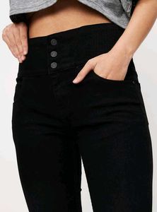 Black Jeans Three Buttons
