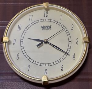 Ajanta Quartz Wall Clock
