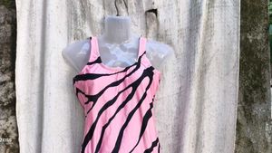 39119. Pink Zebra Print Swimsuit