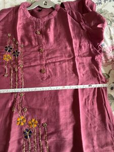 Elegant Embroidered Kurta