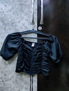 Chic Black Ruched Top