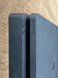 PlayStation 4 Slim 500 GB