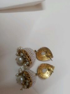Pearl &amp; Gold Earrings