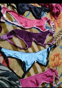 SET OF 4 BEAUTIFUL