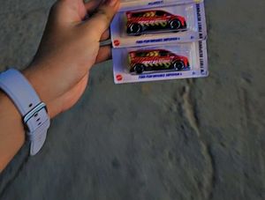 Hot Wheels TREASURE HUNT