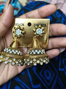 Golden Jhumka Set