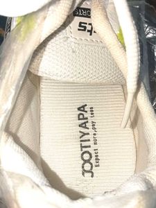 Men Sports Shoes.