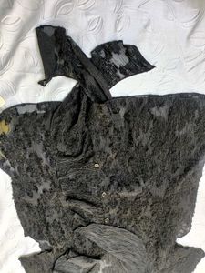 Y2K Textured Ruffle Shirt 🖤