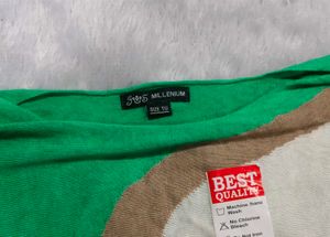 💚🆕BRAND New Stylish Green Tunic Top🆕💚