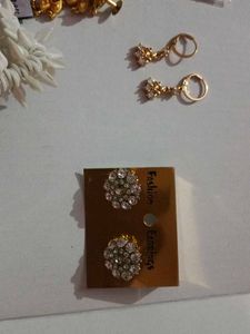 set of earings &amp; studs for only rs 25 each