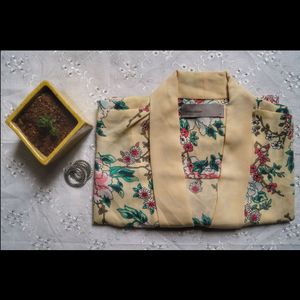 KIMONO STYLE TOP