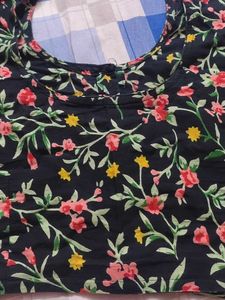 2 Pc Beautiful Multicolourr Blouse
