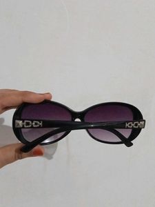 Creature Gaga Cat-eye Black Oversized Sunglasse