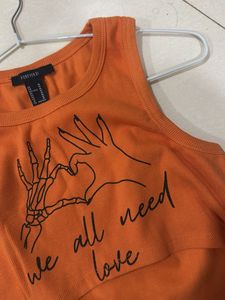 Forever 21 orange crop tee