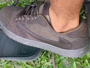 Brown Casual Sneakers