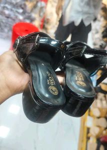 Black Double Buckle Marry Jane Heels