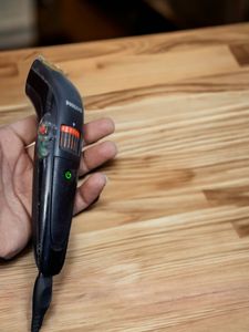 Non Working Philips Trimmer QT4011