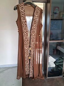 Gorgeous Georgette Ethnic Shrug Kashmiri Thread