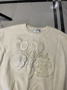 Pullover Sweatshirt For Women’s