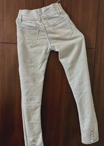 blue denim skinny jeans